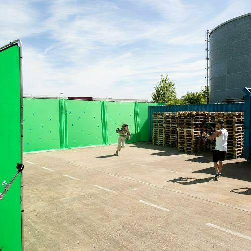 Lastolite LL LR83351 StudioLink Chroma Key Green Cover 3 x 3m - Dragon Image